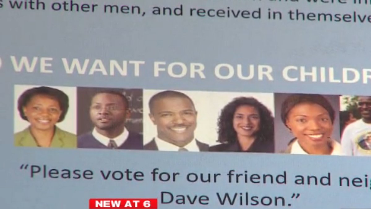 Den svarta delen av väljarkåren fick reklamblad där den vite politikern Dave Wilson framstod som en svart amerikan. 